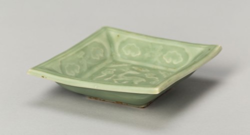 Square Dish with Symbols of Longevity and Immortality, Yuan dynasty (1271–1368), China, Longquan