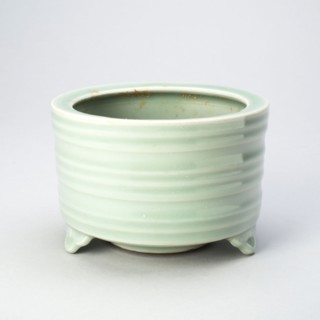 Cylindrical Tripod Censer (Incense Burner) with Cloud-Scroll Feet, Southern Song dynasty