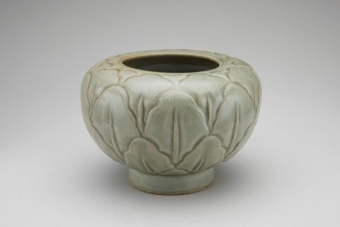 Globular Jar with Overlapping Leaves, Five Dynasties period (907–960), China, Yue ware, stoneware