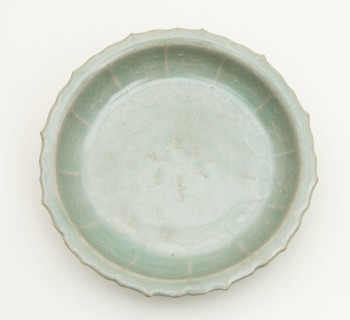 Foliate and Lobed Dish with Floral Sprays, Goryeo dynasty (918–1392), 12th century, Korea, South
