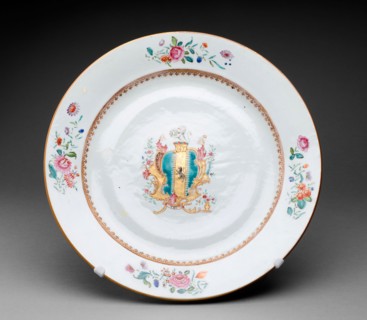 Charger with the Arms of O’Hara, 1763, China, Jingdezhen, Hard-paste porcelain with polychrome