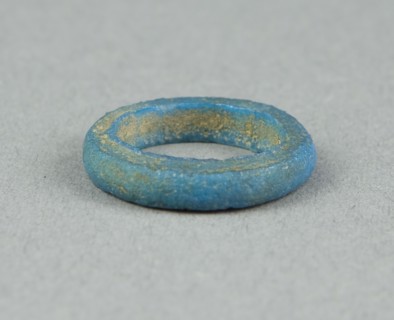 Ring, New Kingdom, Dynasties 18–20 (about 1350–1069 BC), Egyptian, Egypt, Faience, W. 0.3 cm (1/8