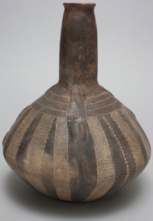 possibly Caddoan, Native American, Bottle, between 1300 and 1500, clay and pigment, Overall: 9 5/8