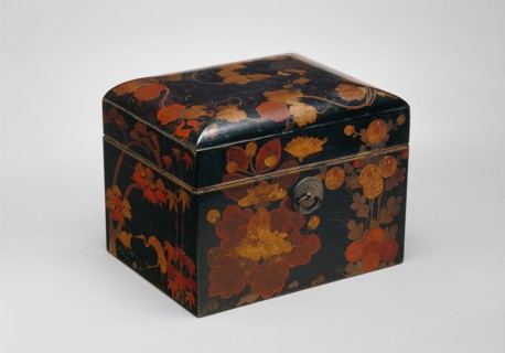 Unknown (Japanese), Cosmetic Box, 17th Century, Lacquer on wood with gold and colored lacquer, and