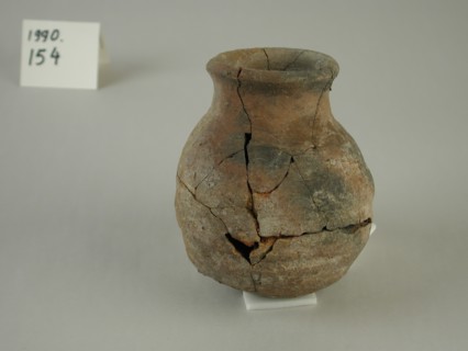 Egyptian, Squat Rounded Pot, between 3300 and 3100 BCE, Terracotta, Overall: 4 1/2 × 4 3/8 × 4 3/8