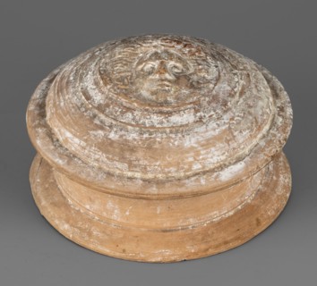 Pyxis lid, 2nd century BC, Southern Italy, vessel lid, weight 0.25 kg, height 6 cm, diameter 10.9