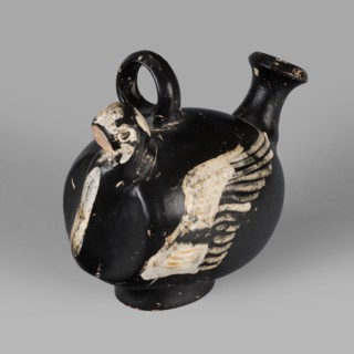 Guttus gnathia in the shape of a bird, bird with wings iconography, southern Italic pottery, end of