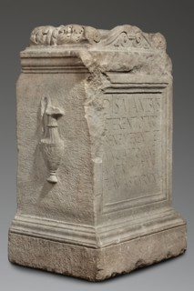 Funerary altar of Lucius Terentius Tarpius and Mucia Polla with Latin inscription, unknown Roman