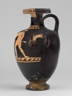 Red-figure hydria with a combat scene of two naked hoplite warriors fighting with long spears. They