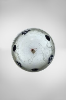 Bowl decorated with knobs, hemispherical bowl or lamp decorated with cobalt oval discs; light