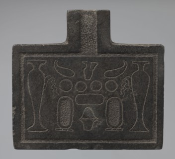 Nesichnum's sacrificial table, sacrificial formulas, vases, breads, cartouches, Nesichnum ca.