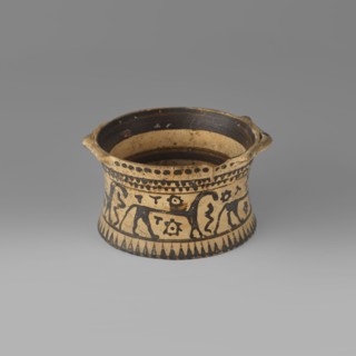 Orientalising pyxis with an animal frieze in the Silhouette style, Images of animals, Middle