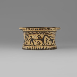 Orientalising pyxis with an animal frieze in the Silhouette style, Images of animals; Middle