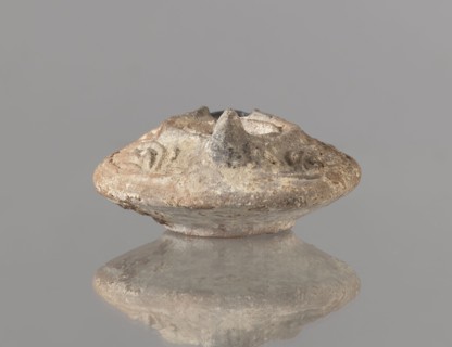 Oil lamp, deposit provenance, Islamic art, Arabic culture, functional ceramics, Arabic pottery, oil