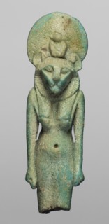 Amulet — figurine of a lion-headed goddess Sakhmet?, Figurine of the goddess Sakhmet with a lion's