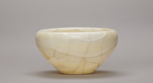 Bowl, stone vessel, large bowl with a small flat bottom, slightly flared side walls at the top bent