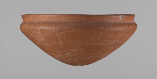 Medum type bowl, Medum type bowl with carination under the rim. Rim diameter smaller than the