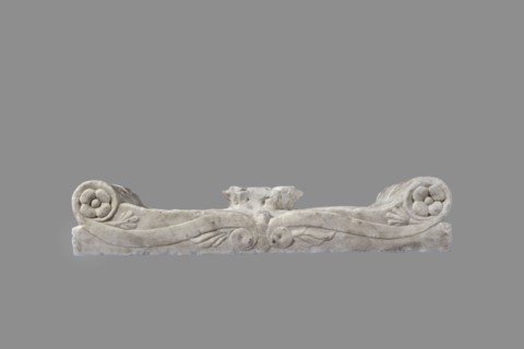 Urn with a depiction of swans, unknown Roman workshop. Sepulchral funerary urn, Roman, dated to the