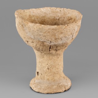 Beaker with engraved decoration, unknown northern Mesopotamian workshop. Hand-made beaker on a