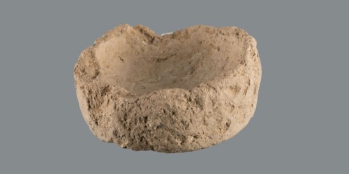 Bowl, unknown northern Mesopotamian workshop; shallow miniature bowl with a straight rim and a