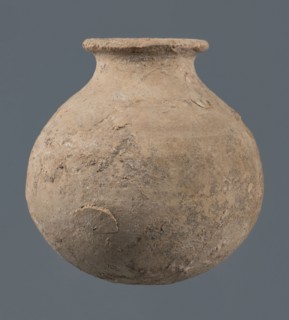 Globular vessel, unknown Northern Mesopotamian workshop, Early Jazira III period ca. 2600–ca. 2350