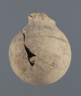Globular vessel, unknown Northern Mesopotamian workshop Khaburu Basin, vice-free vessel from