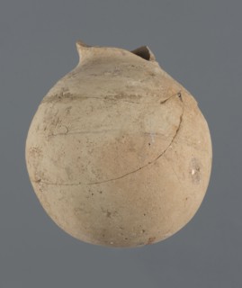 Globular vessel, unknown Northern Mesopotamian workshop Khaburu Basin, vice-free vessel, Early