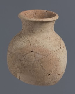 Fragment of a bottle upper 3/4, unknown Northern Mesopotamian workshop, Early Jazira III period ca.