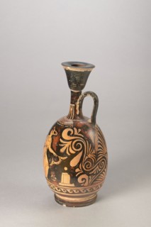 Red-figure aryballus lekythos with a depiction of Eros and a woman, Darius Painter 340–320 BC,