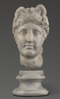 Head of the goddess Aphrodite; unknown creator; exchange with the GDR; Greek sculpture, female