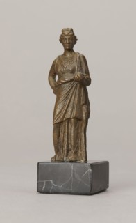 Venus figurine, unknown Roman workshop, Roman period, Roman Empire 27 BC–476, figurine; height 7.4