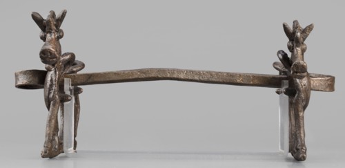 Bit, unknown Luristan workshop. The bit consists of a rigid bar and two cheek plates depicting a