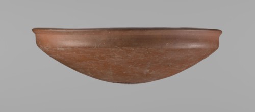 Medum-type bowl, Egyptian ceramics, Medum-type bowl with characteristic carination under the rim.