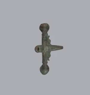 Onion-shaped fibula, Italy; bronze fibula with hinged structure: an arched ring formed from a