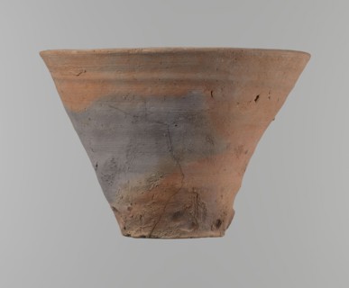 Bowl. Vessel flower pot with a conical shape and a flat bottom. Irregular walls. Straight, flat,