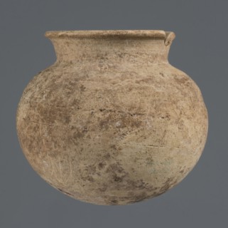 Globular vessel, unknown Northern Mesopotamian workshop; clay; Early Jazira III / Early Dynastic