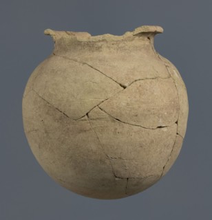 Spherical vessel, unknown Northern Mesopotamian workshop, Early Jazira III period ca. 2600–ca. 2350