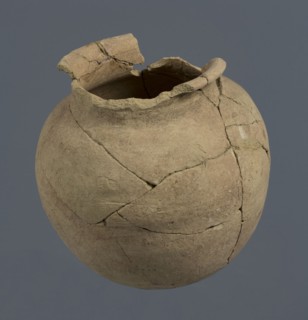 Spherical vessel, unknown Northern Mesopotamian workshop; Early Jazira III period ca. 2600–ca. 2350