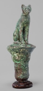 Cat sitting on a papyrus column; maker, cats; Scen.Gal.Eg.; capitals; Egyptian art; 664–332 BC,