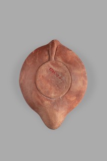 Lamp decorated with a representation of the goddess Roma, Roman deities, single-burner lamp: Roma
