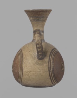 Cypriot jug, Jug on a low, straight foot. Globular body, flattened at the bottom. Quite narrow