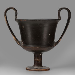 Kantharos, unknown Boeotian workshop. Physical description: Thin-walled kantharos with straight,