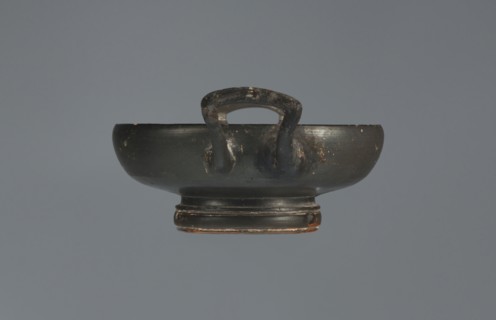 Black-finished goblet, 4th century BC, Campania; vessel goblet; height 5.0 cm, width 12.5 cm., A