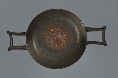 Black-finished goblet, 4th century BC, Campania; vessel goblet; height 5.0 cm, width 12.5 cm., A