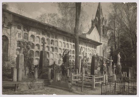 View of the Catacombs, photograph by Jan Bulhak 1876–1950, ca. 1934. Rasos Cemetery Rossa, Vilnius,