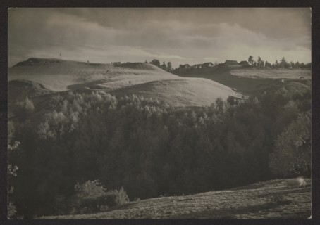 Ponarskie Mountains above the Wilja River Gorzuny, Jan Bulhak 1876–1950, photographer. Vilnius