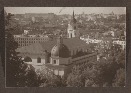 Cathedral. General view; photograph titled Vilnius, volume 1, Bulhak, Jan 1876–1950, panorama of