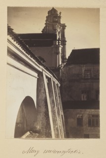 University walls; photograph in the album Vilnius, Bulhak, Jan 1876–1950, St. John's Church