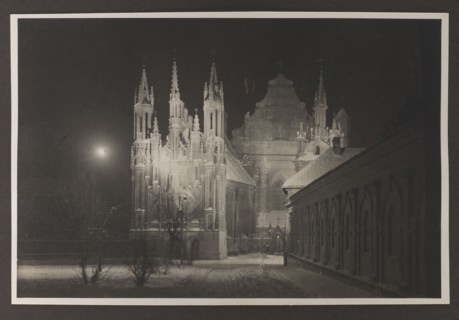 Vilnius Illuminated. Churches of St. Anne and the Bernardines; Edmund and Boleslaw Zdanowski,