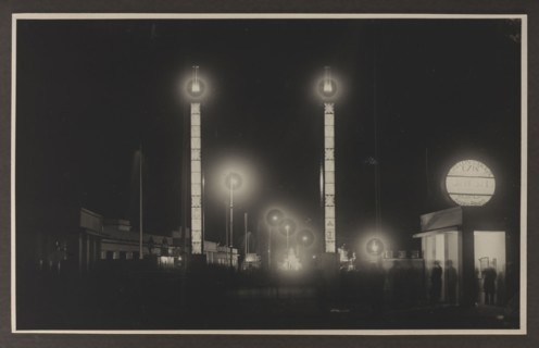 Vilnius Illuminated. Northern Fair, photographed by Edmund and Boleslawa Zdanowscy, Vilnius